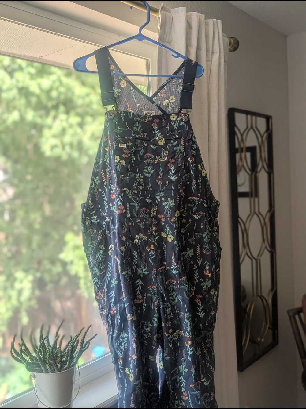 Duluth Trading Co Navy Floral-Print Garden Overalls